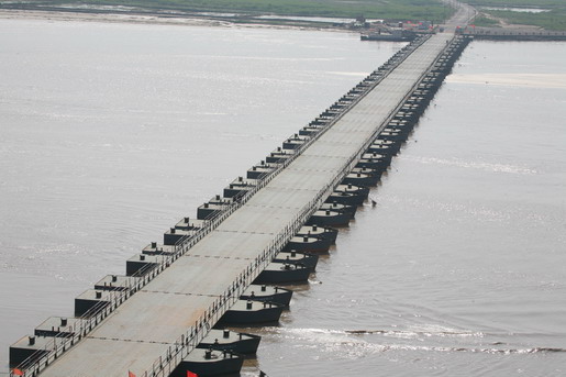  p data-id="gnbpbwn90v">秦晋黄河浮桥又名黄河吴王浮桥,位于 a