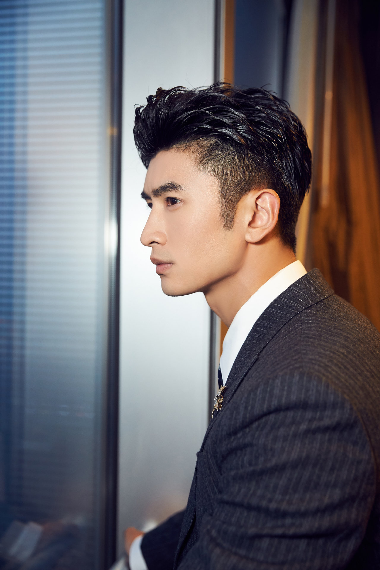  p>张云龙,1988年3月2日出生于辽宁省大连市,中国内地男演员,歌手