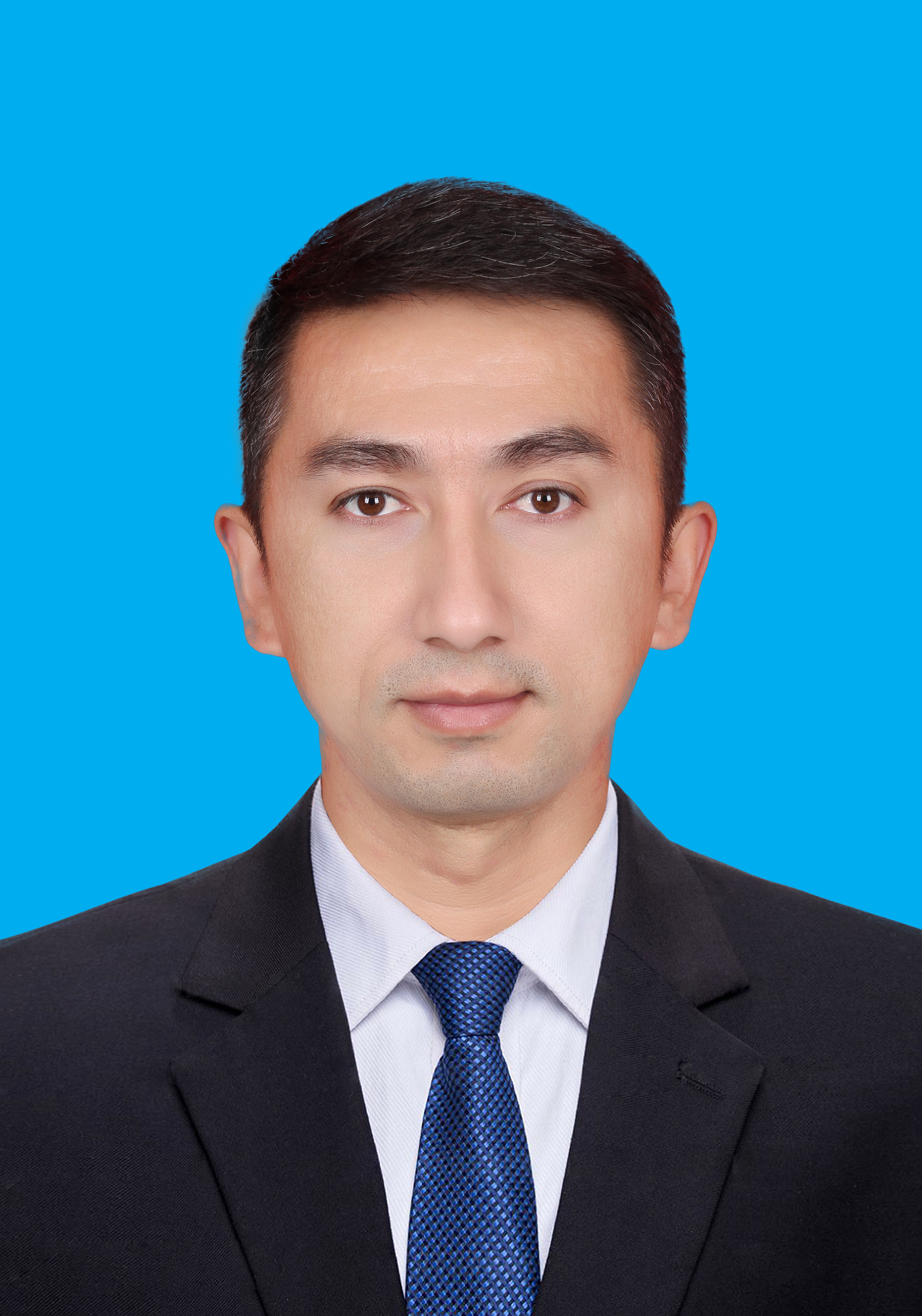 买买提力·塔依尔