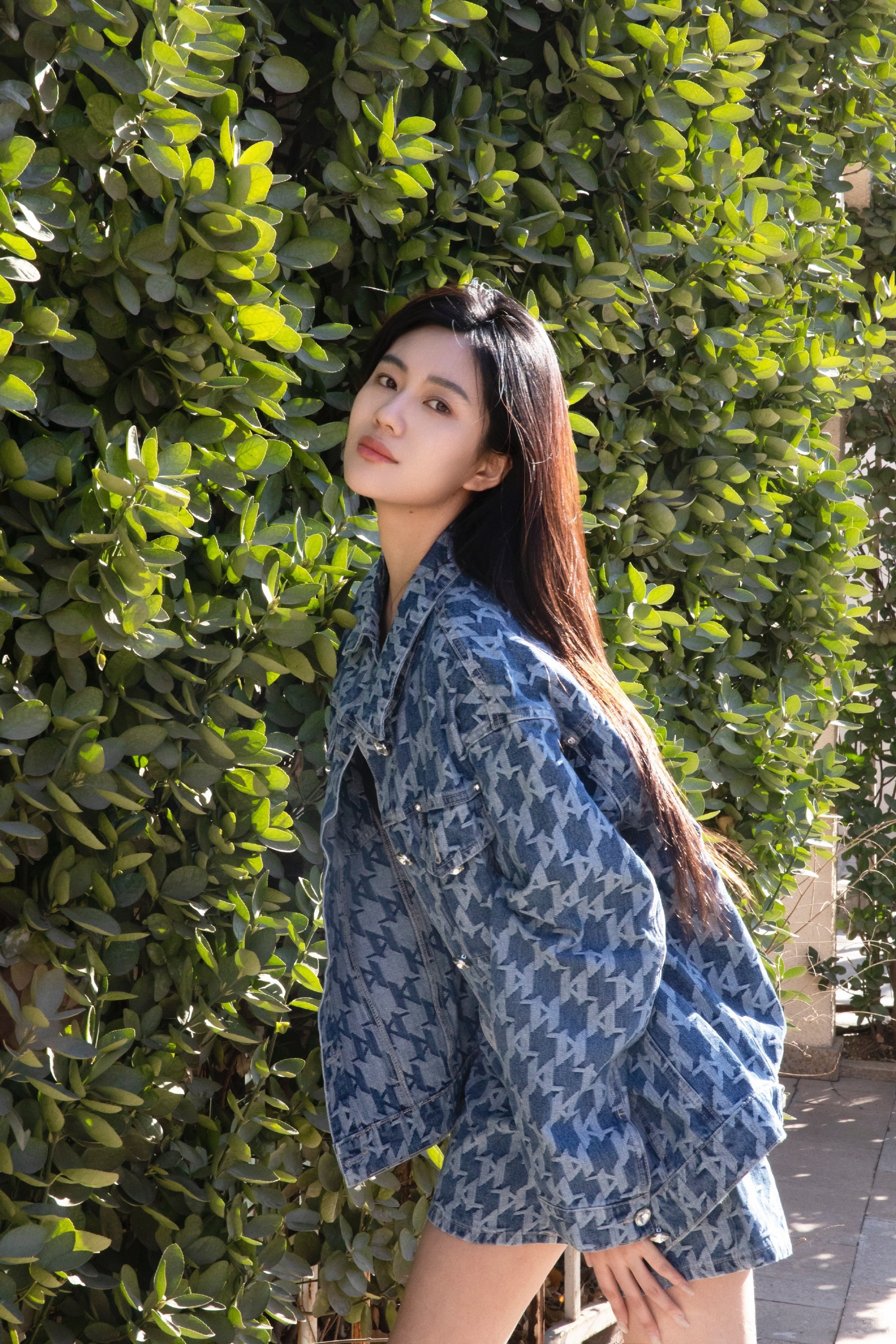 周晓凡 全网资源