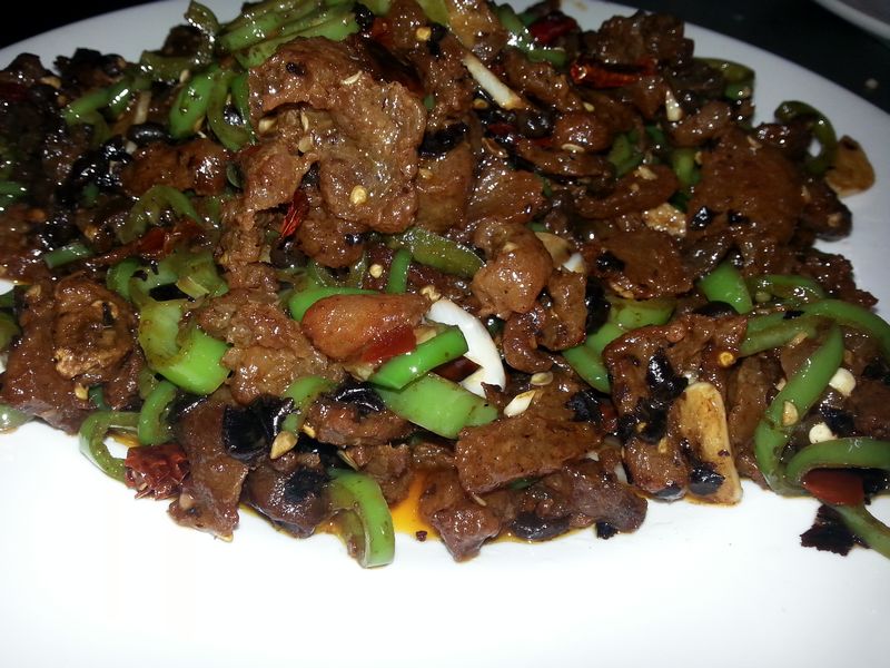 豆豉尖椒炒猪油渣