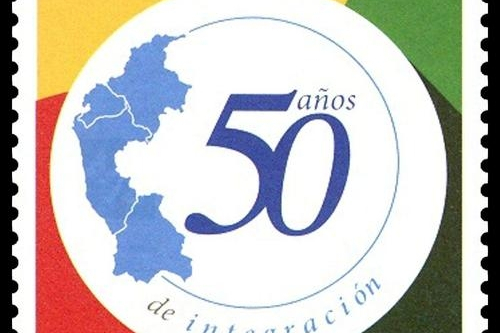  p>安第斯共同体(la comunidad andina,简称"安共体")前称安第斯集团