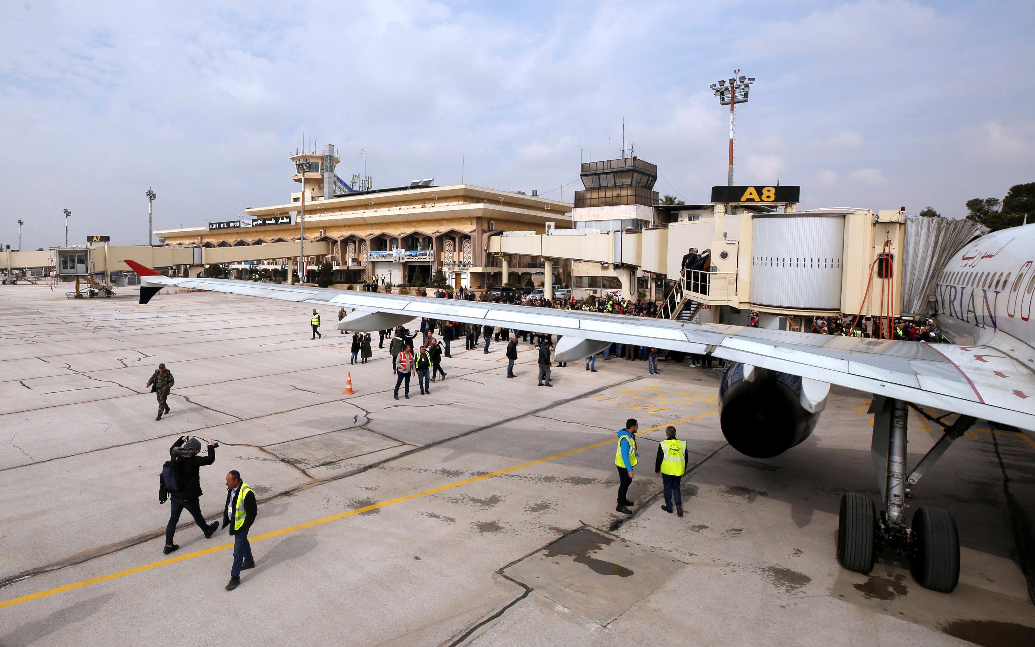  p>阿勒颇国际机场位于叙利亚阿勒颇市境内.