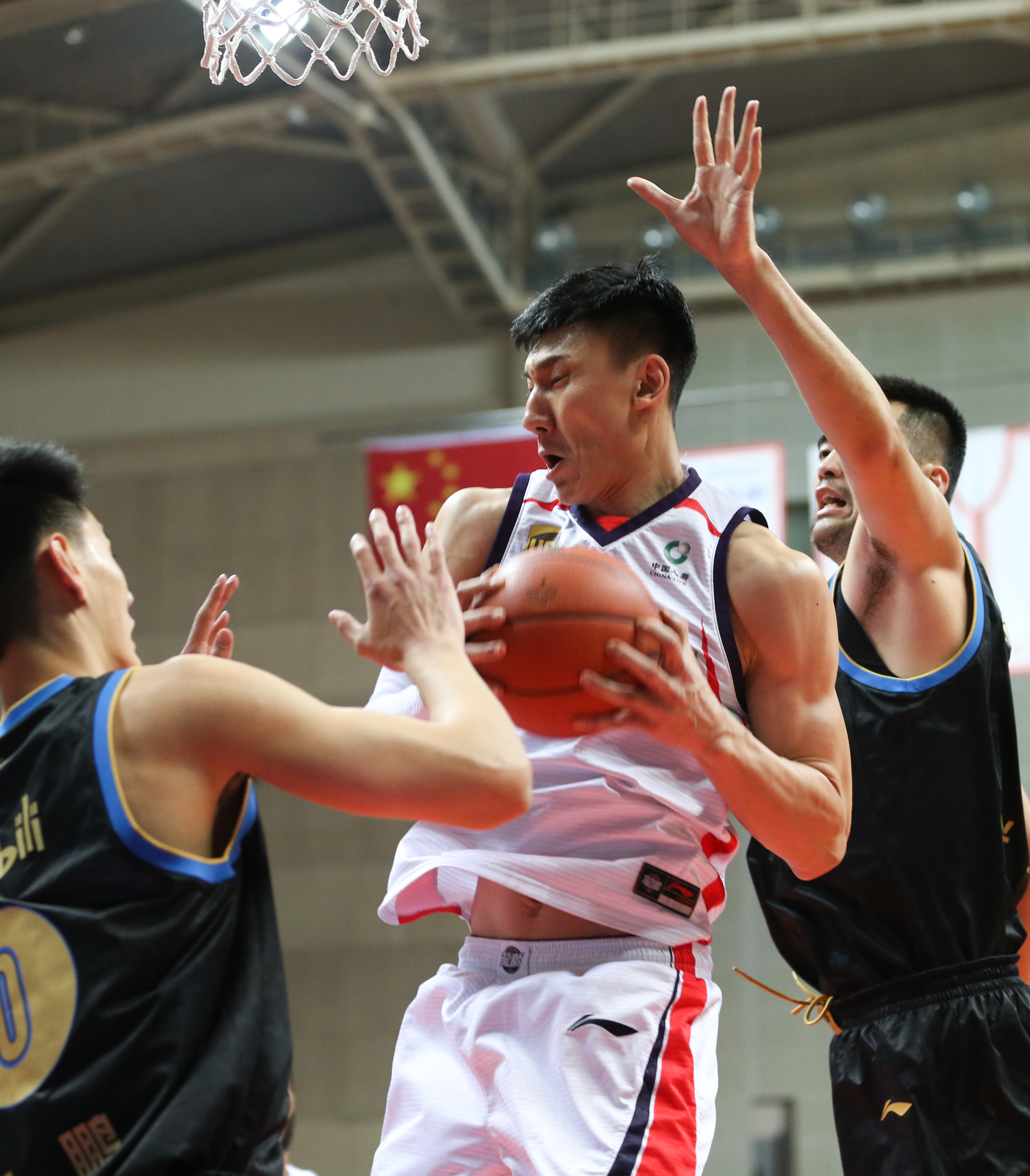 aifhq">张永鹏,1990年3月12日出生于黑龙江省双鸭山市,中国篮球运动员