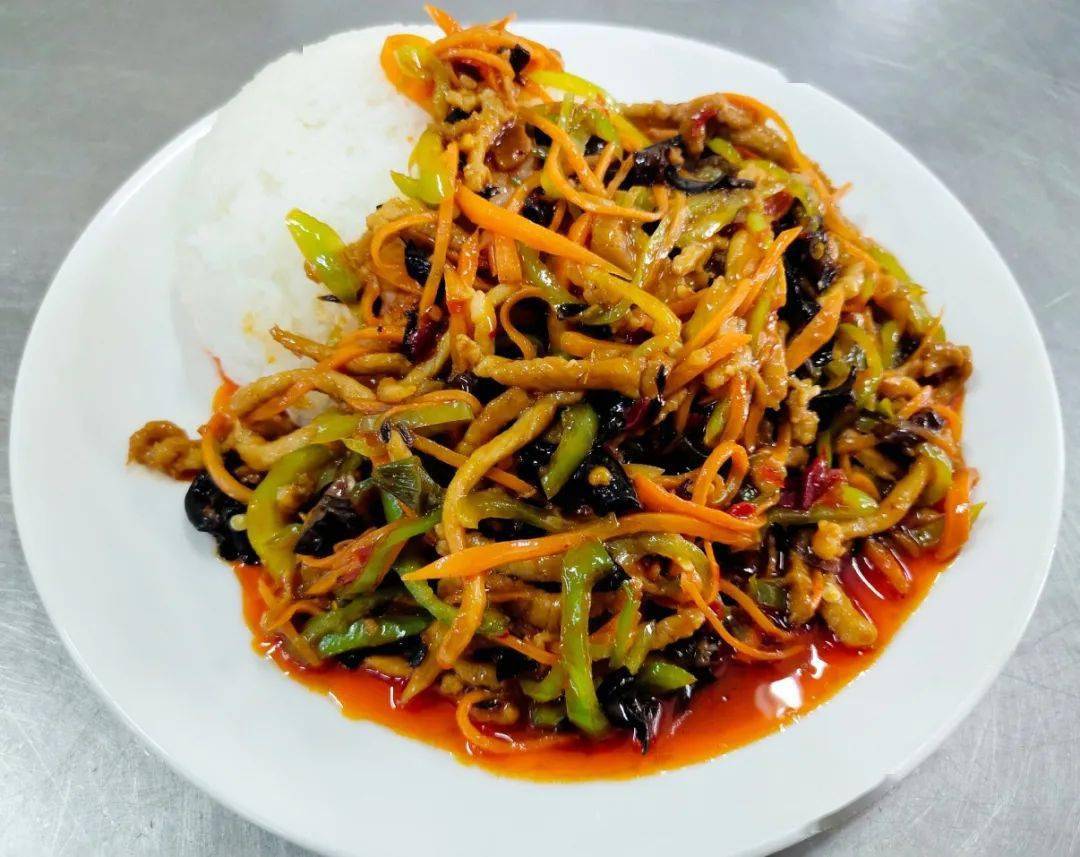 鱼香肉丝盖浇饭