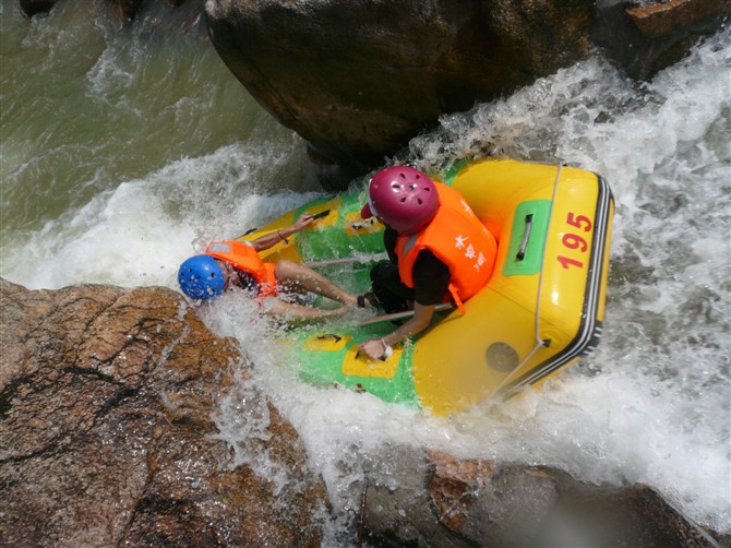 龙门水帘洞漂流