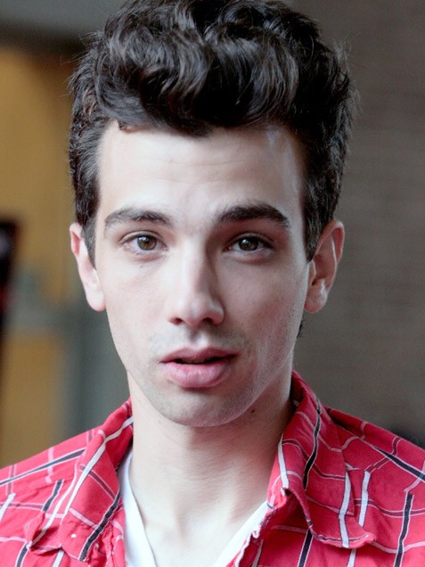  p>杰伊·巴鲁切尔 i>(jay baruchel) /i>,1982年4月9日生于加拿大