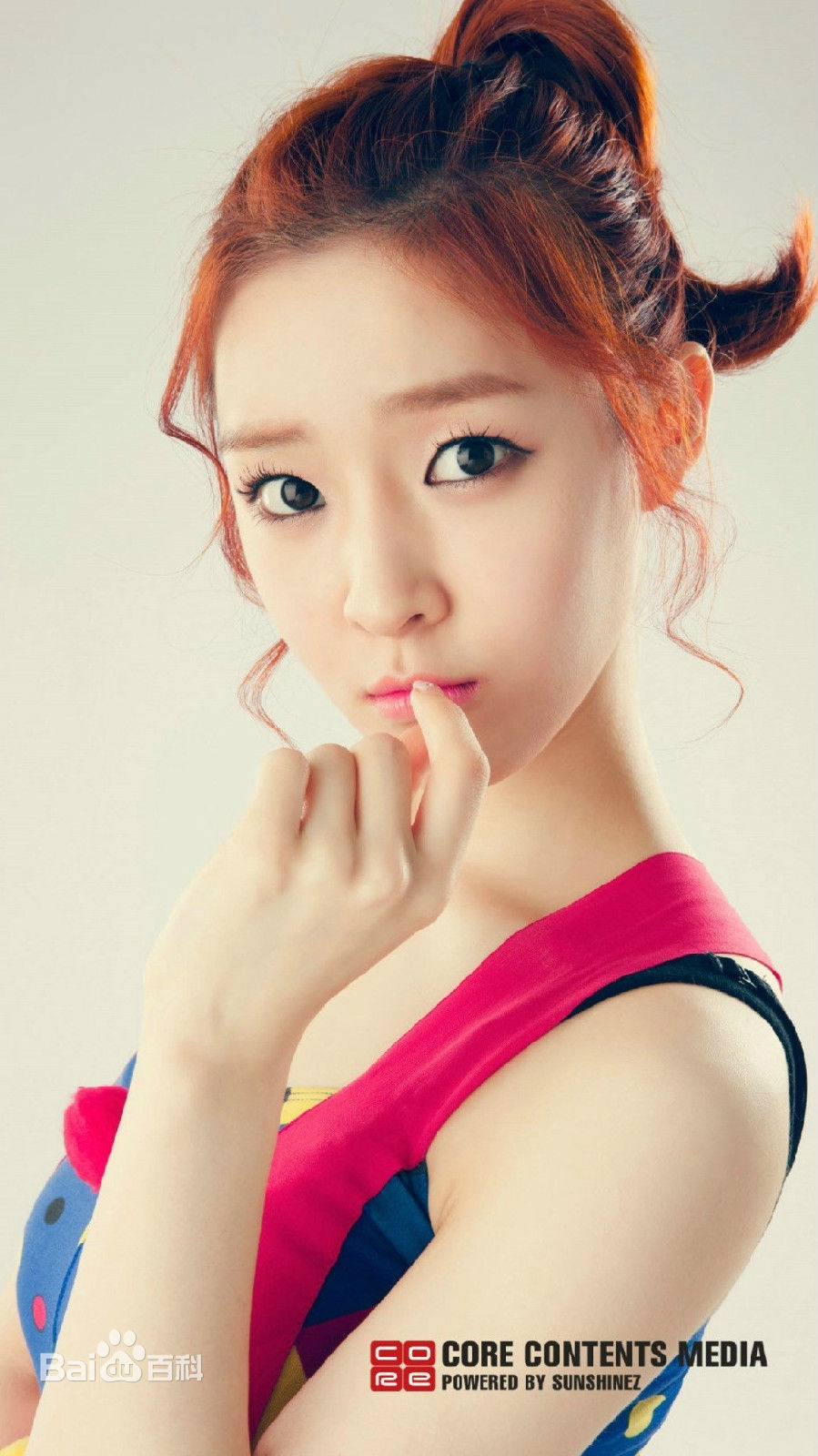  p>李雅琳(         ,lee areum),1994年4月19日出生于韩国首尔,韩国