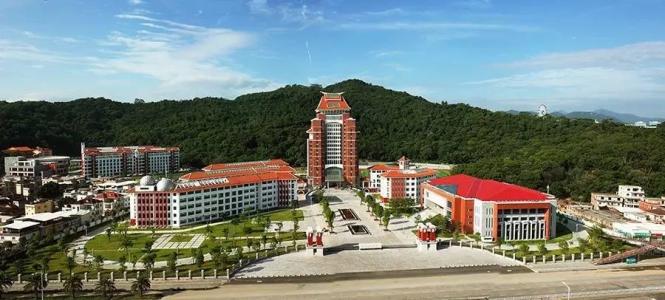 福建龙海第一中学