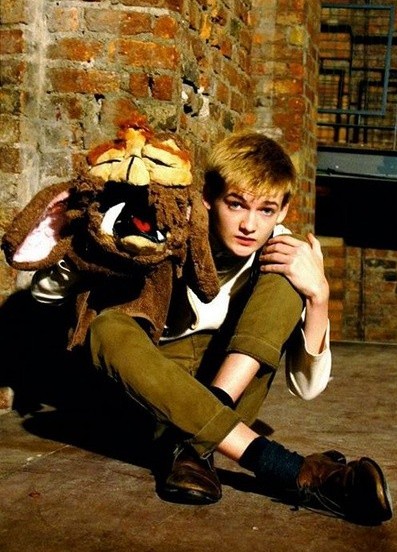  p>杰克·格里森 i>(jack gleeson) /i>,1992年5月20日出生于爱尔兰