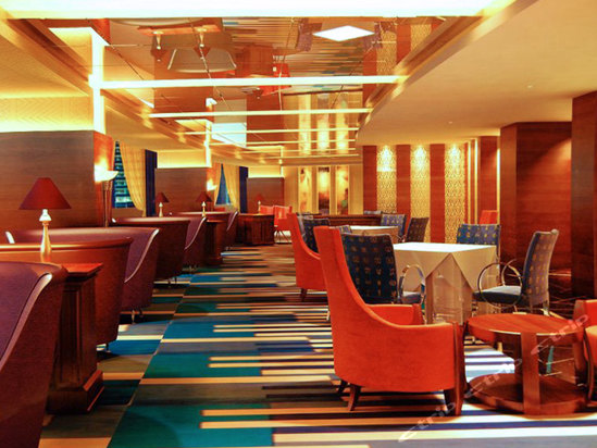 珠海来魅力假日酒店