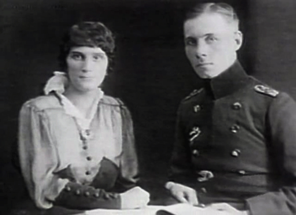  p>埃尔温·隆美尔(德语:erwin rommel,1891年11月15日——1944年10月
