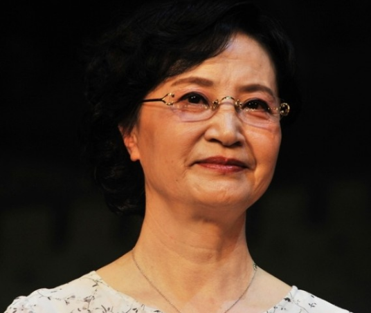 杨春霞（中国著名京剧表演艺术家、京剧旦角演员、第五批国家级非物质文化遗产代表性项目代表性传承人）_百度百科