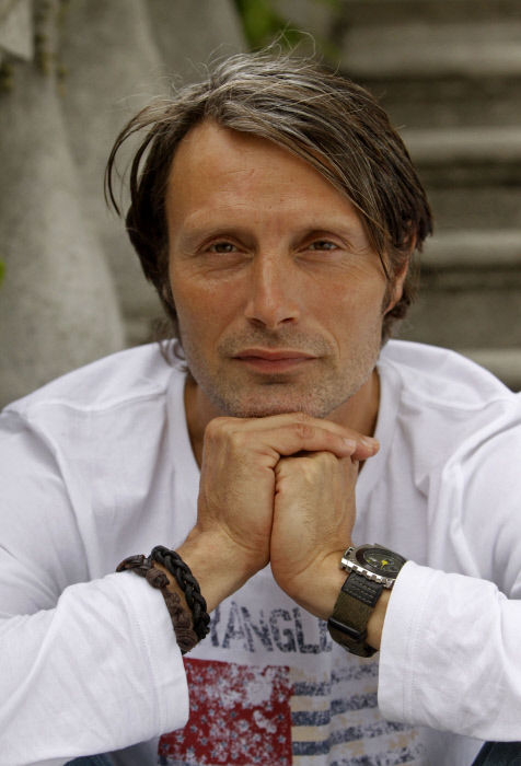 麦斯·米科尔森