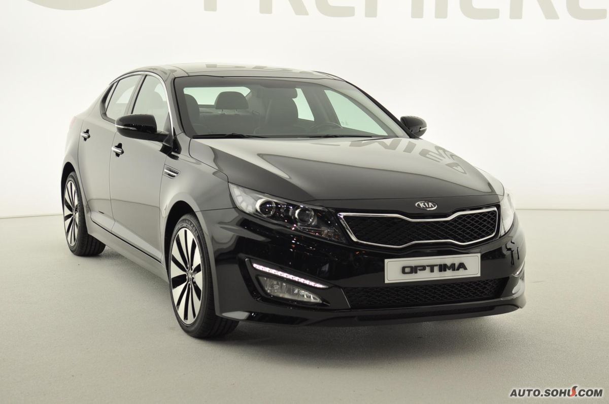 朝鲜汉字转简体:起亚自动车,英文:kia motors