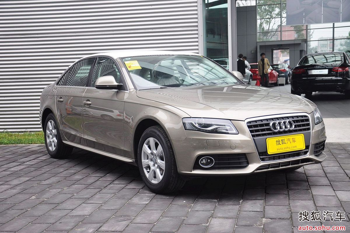 2008年11月16日正式发布的一款车型,全新奥迪a4l采用了全新的外观和