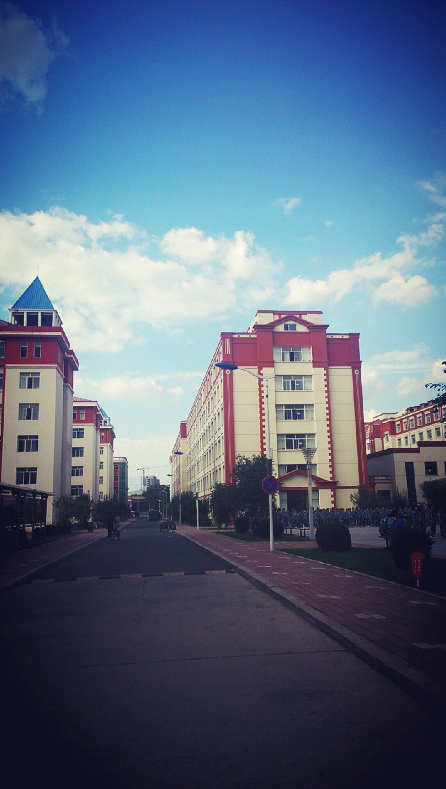  p>黑龙江外国语学院(heilongjiang international university),简称"