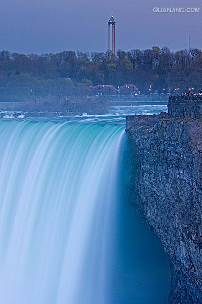  p>尼亚加拉河(niagara river)位于北美洲的五大湖区.