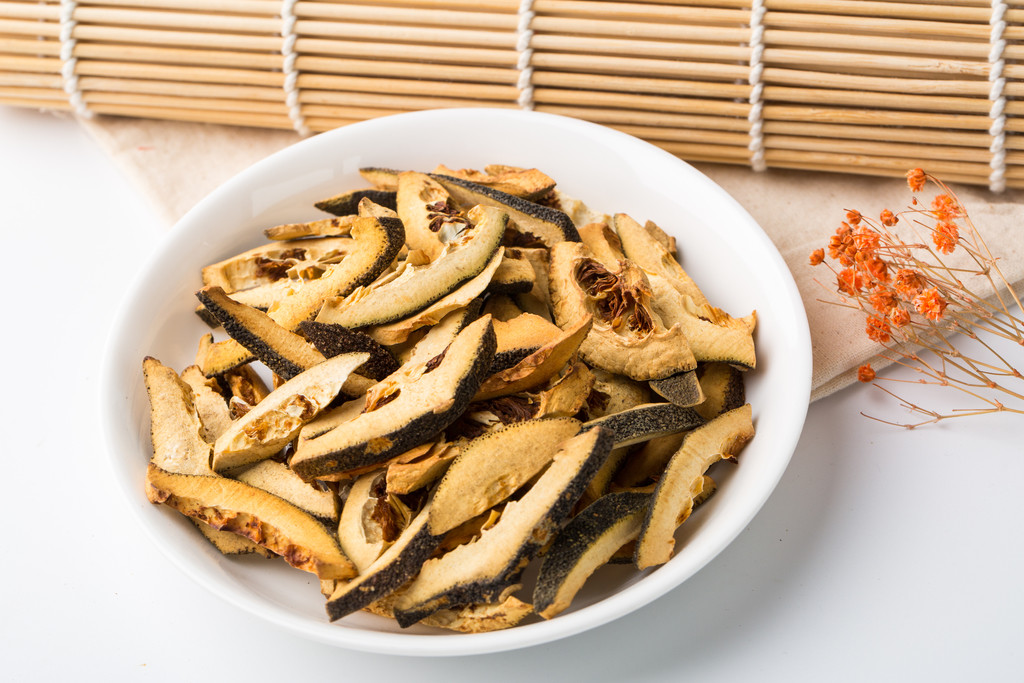  p>麸炒枳壳是 a target="_blank" href="/item/芸香科/803967" data