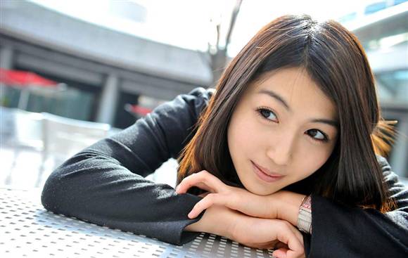  p>西园寺铃央(日文西园寺れお,reo saionji),av演员,1991年09月14日