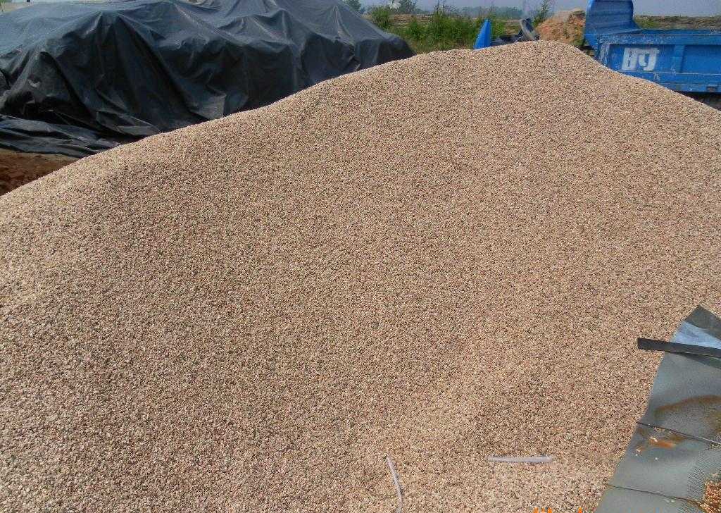  p>砂土是指土壤颗粒组成中砂粒含量较高的 a target="_blank" href="