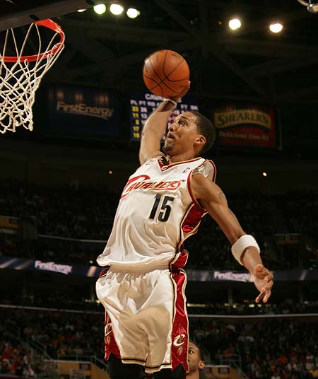  p>贾马里奥·穆恩(jamario moon),1980年6月13日出生于美国 a href="