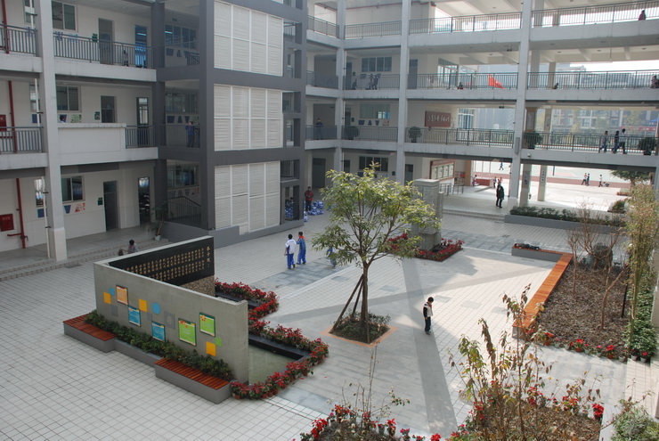 棕北中学西区实验学校