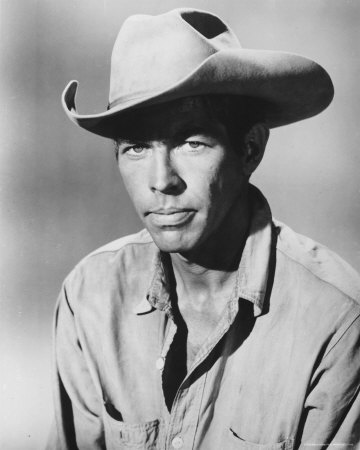  p>詹姆斯·柯本(james coburn,1928年8月31日～2002年11月8日),身材