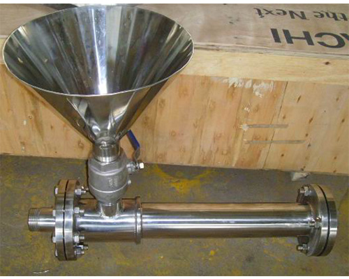 of">喷射器,又名: a target="_blank" href="/item/引射器/5311318"