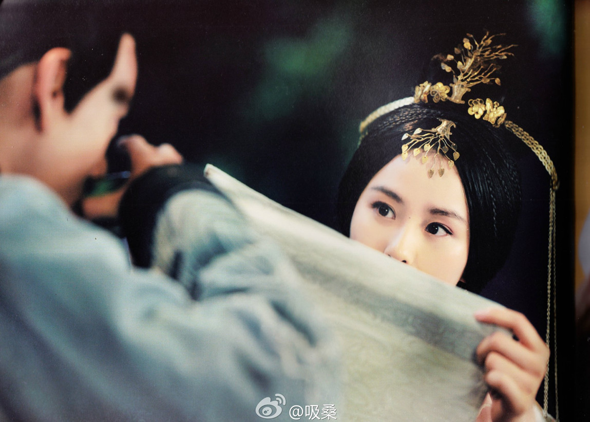  p>刘诗诗(原名刘诗施),1987年3月10日出生于北京市,中国内地影视女