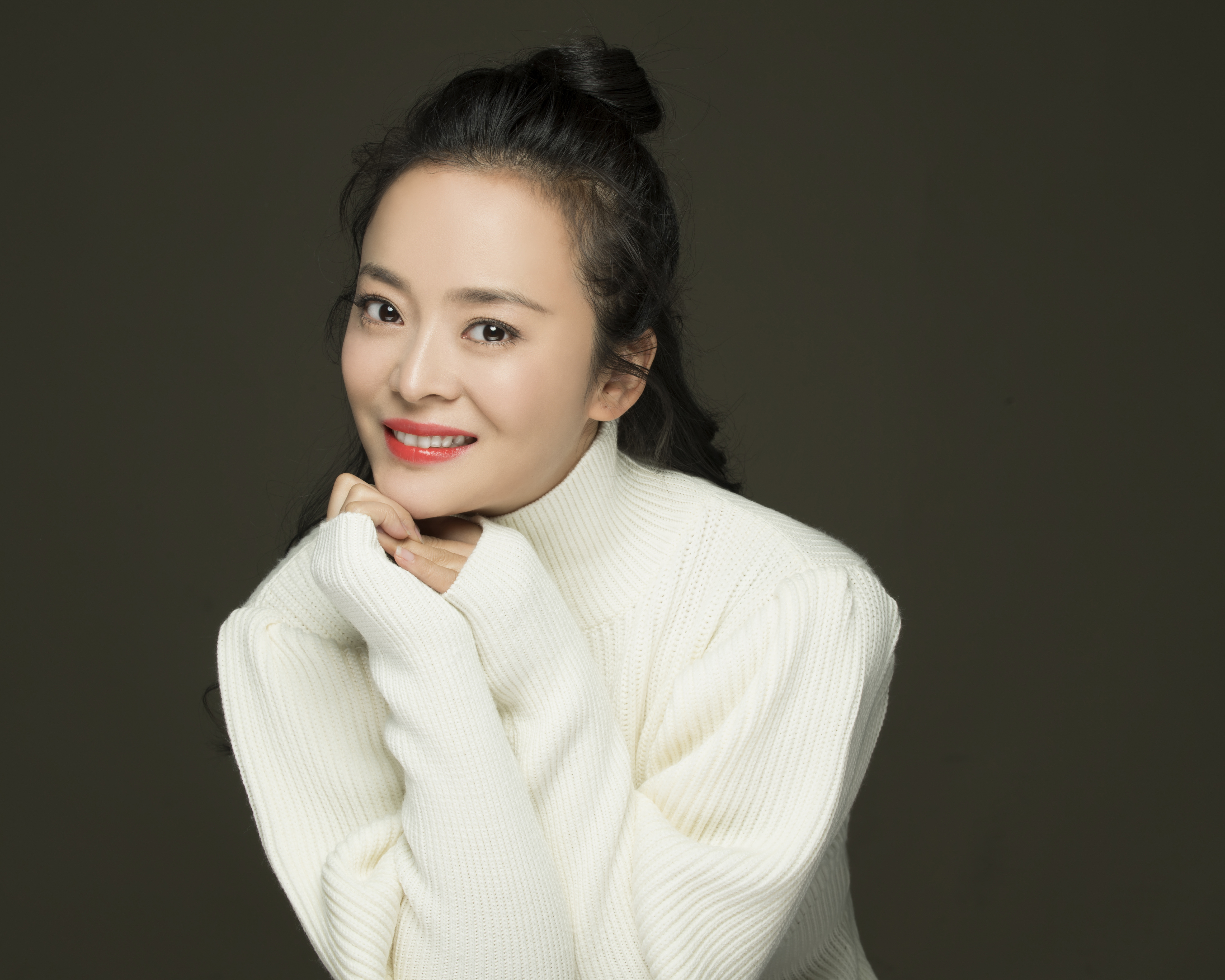  p data-id="go0aacdcsg">王嘉,出生于黑龙江齐齐哈尔,中国内地女演员