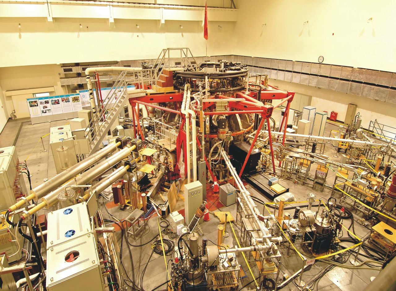  p>中国环流器二号(hl-2a)是我国第一个具有偏滤器位形的大型 a href=