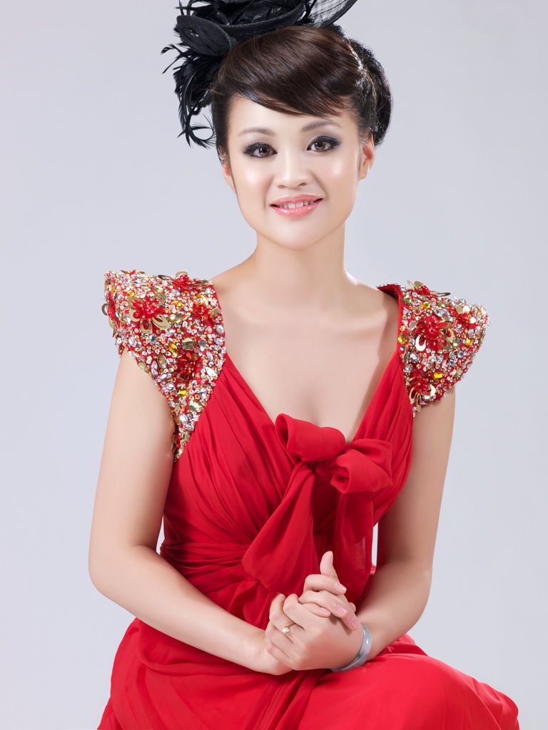  p>李雪,出生于广西壮族自治区桂林市恭城瑶族自治县, a target="