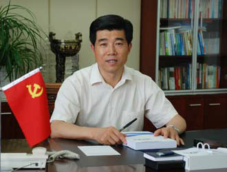  p data-id="gnwfczvuyw">林建华,曾任江苏省海洋与渔业局副局长. /p>