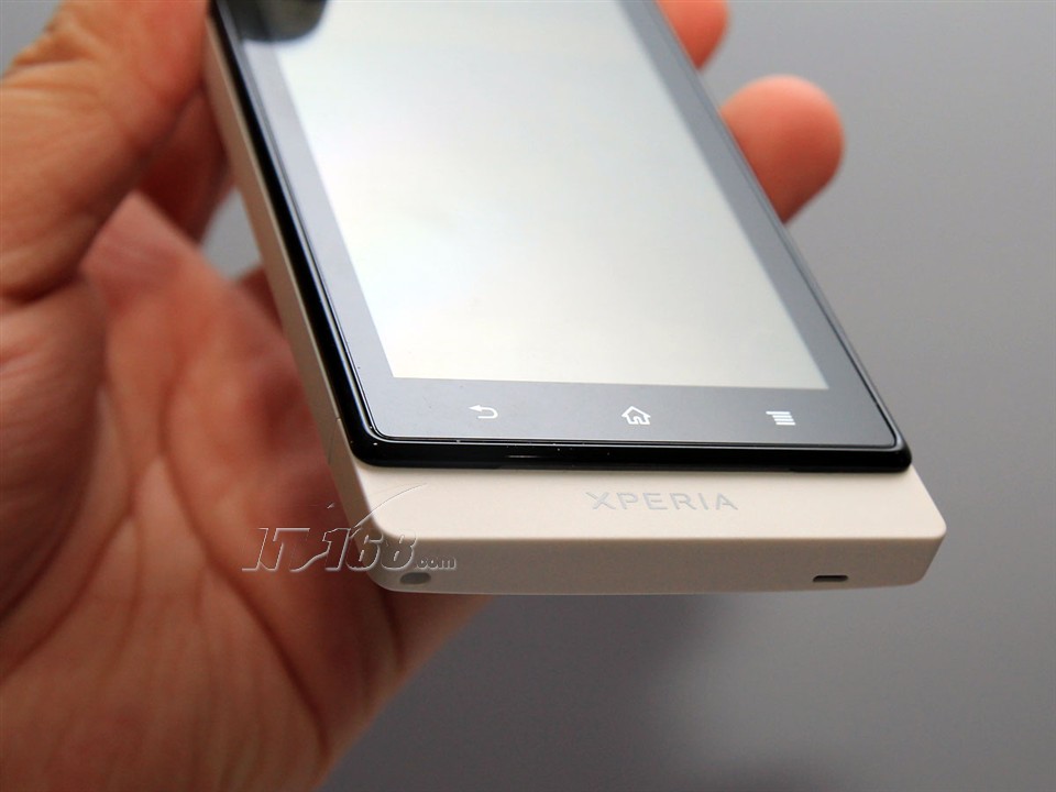  p>索尼2012年推出的一款中端智能手机,其浮空触控技术成为该机一大