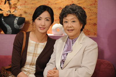  p>《蔷花,红莲》是韩国kbs电视台于2009年4月20日播出的日日家庭剧