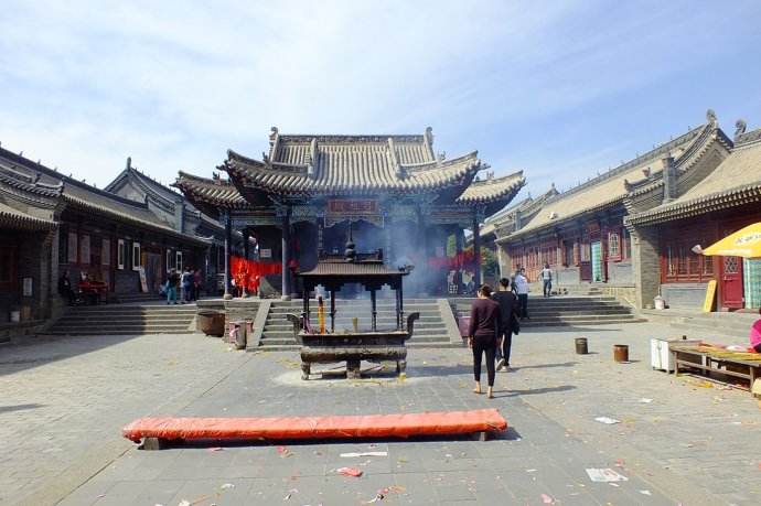 新疆天山天池吕祖殿