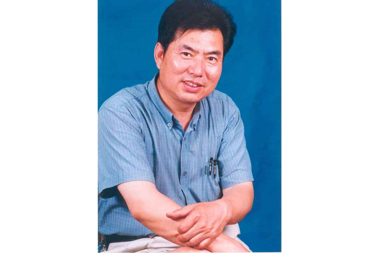 王汉斌