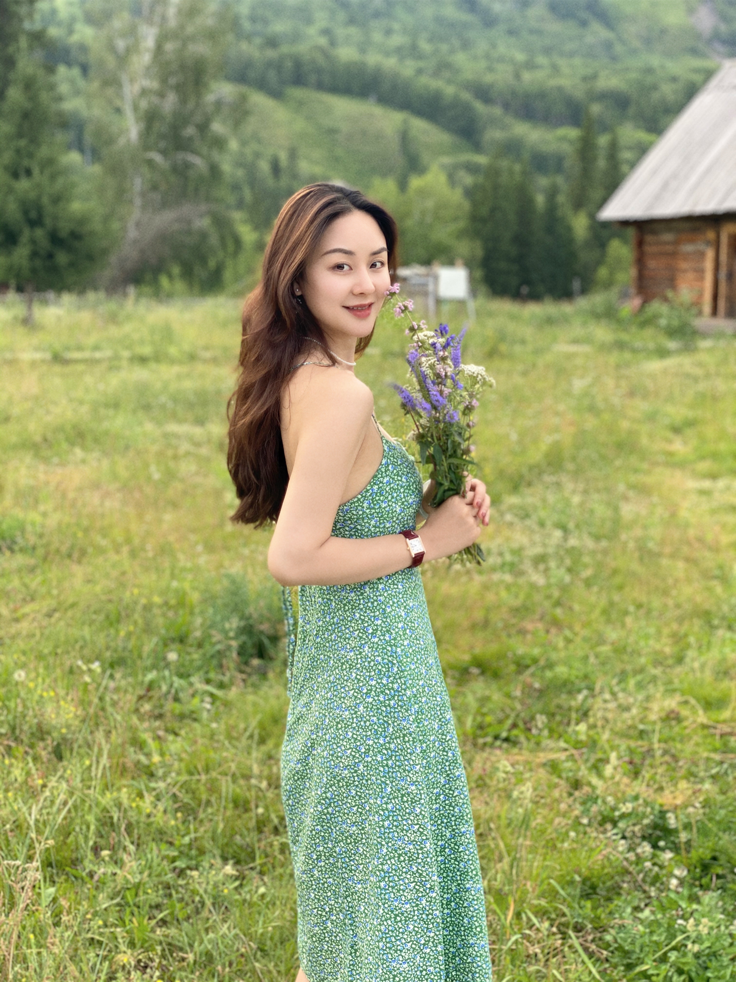 ="ref" data-ctrid="shkhq2dyrv7z">王乙艾,女,祖籍四川 /span> span