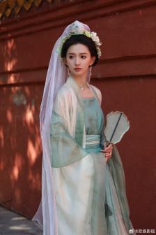 张婉莹（演员）_百度百科