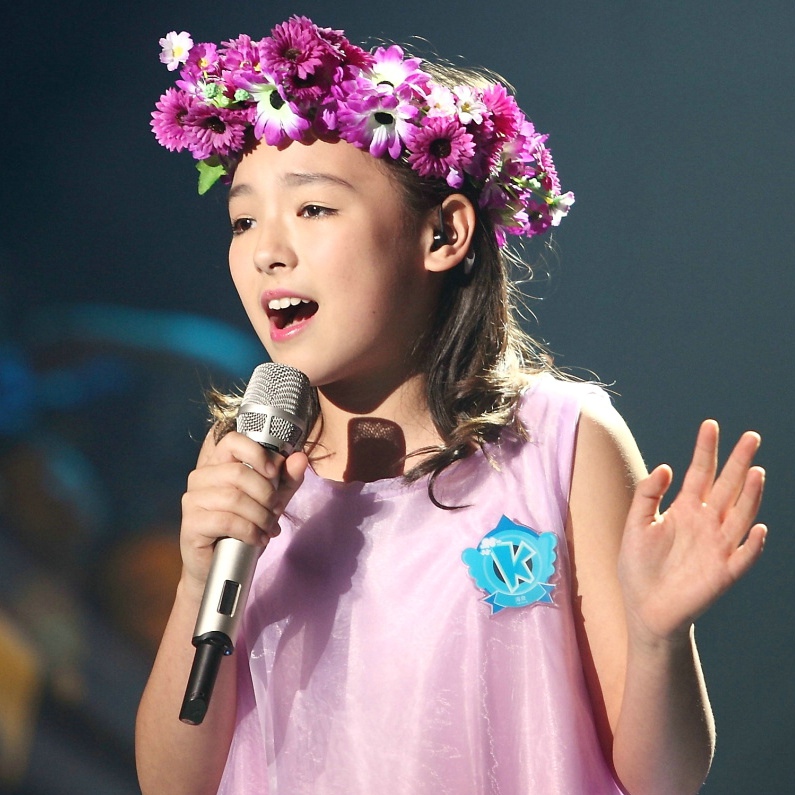  p>爱新觉罗·媚(jasmyn,aisin-gioro mei),2001年2月1日出生于北京市