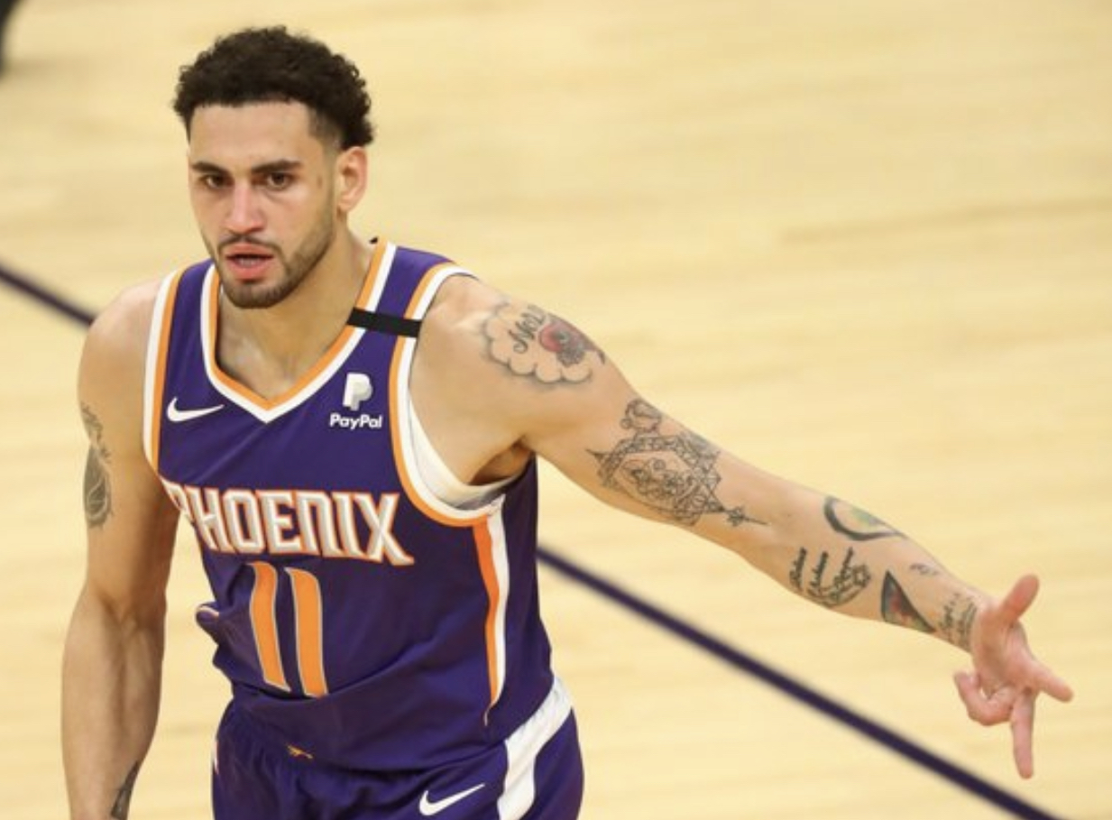  p>阿卜杜勒·纳迪尔(abdel nader),1993年11月25日出生于 a target="