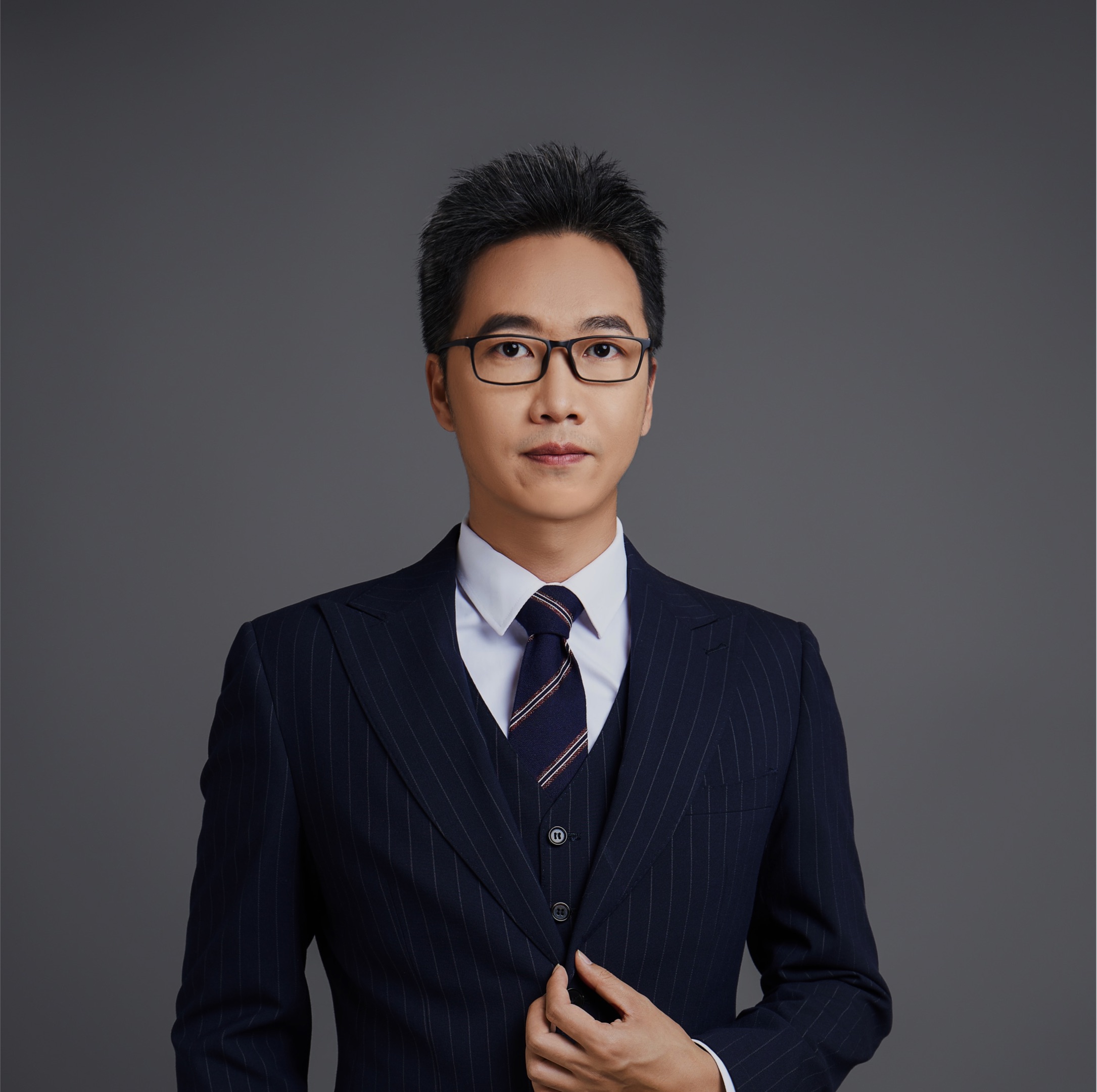 ">李翔,士泽生物创始人,董事长,ceo兼cso,毕业于北京大学生命科学学院