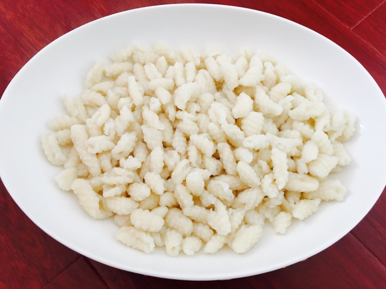  p>麻食(麻什),原称作"秃秃麻什"或"秃秃麻失