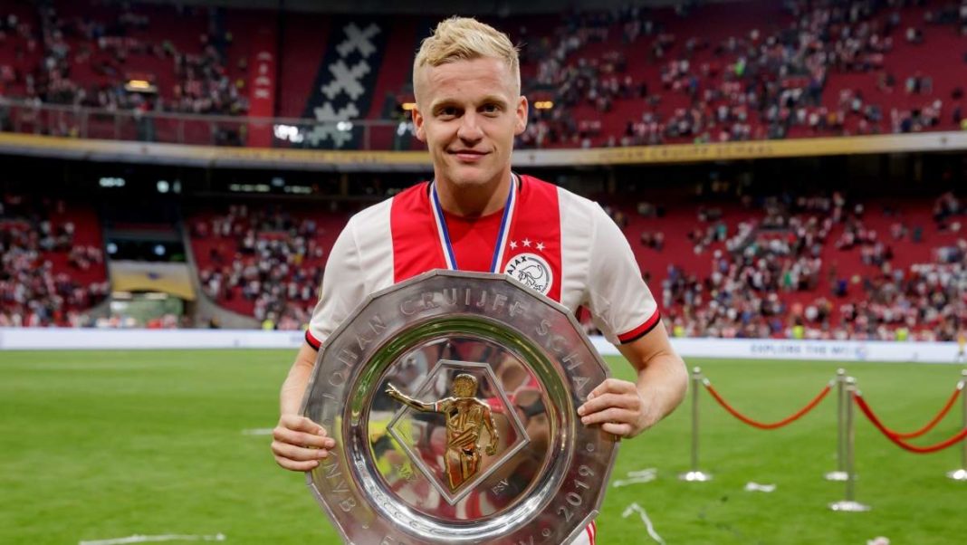  p data-id="gnbixzwpz6">唐尼·范德贝克(donny van de beek),1997年