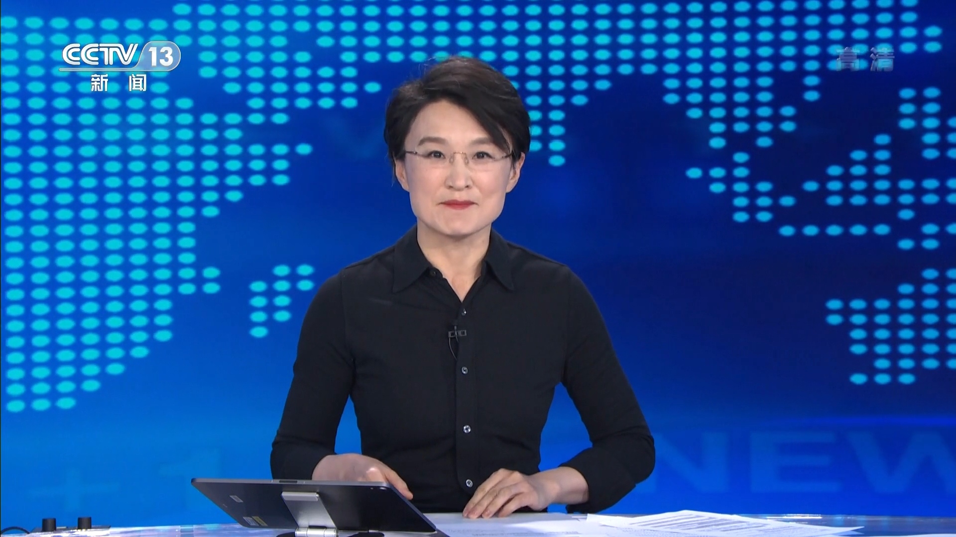 央视著名女主持人董倩(央视著名女主持人董倩照片)