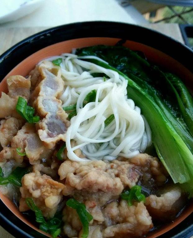 临汾市洪洞酥肉面