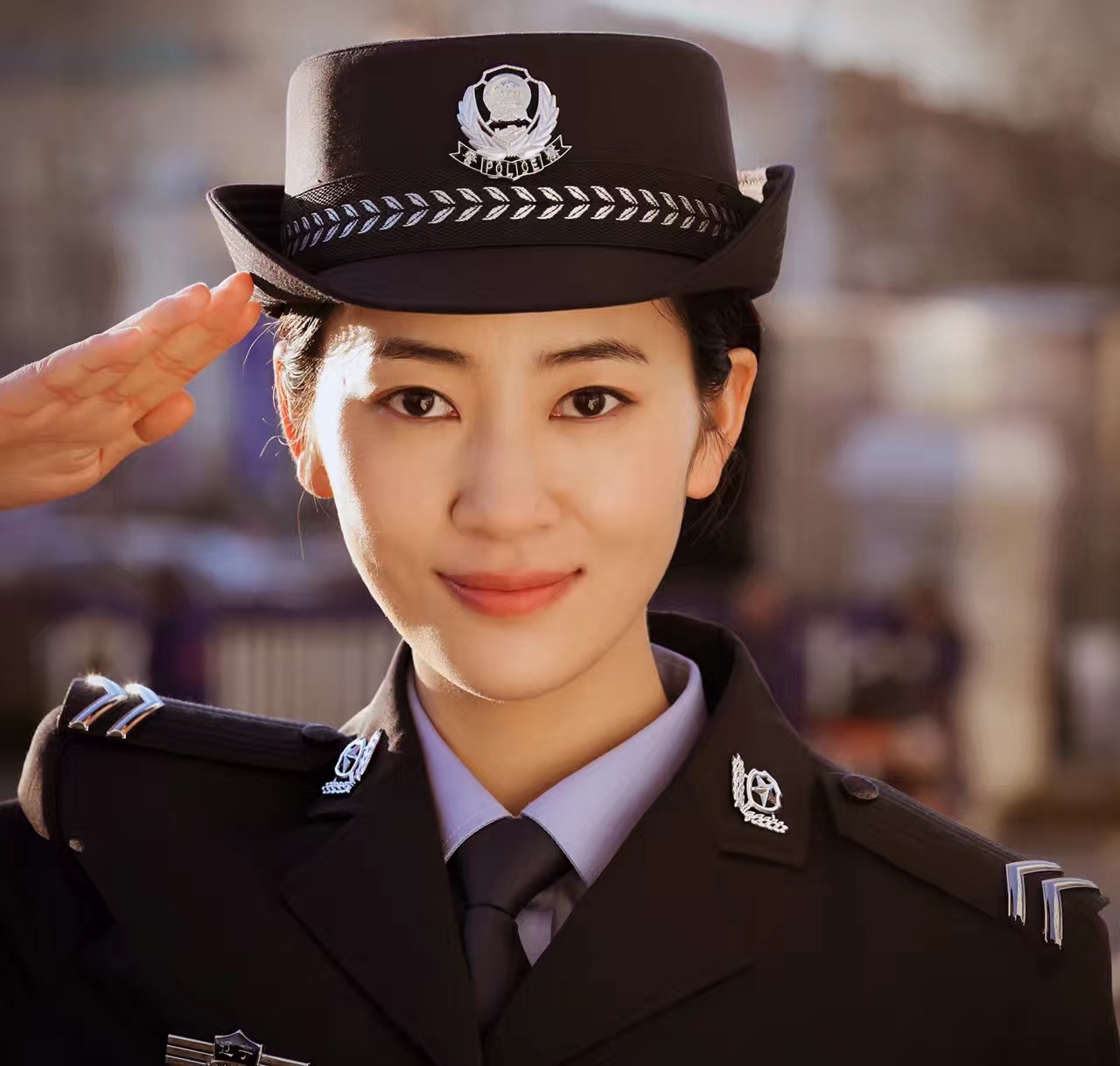 1990年1月23日出生于陕西省安康市平利县,中国内地女演员,模特,毕业于