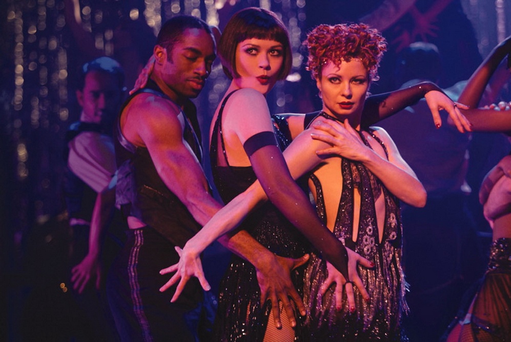  p>《芝加哥》是改编自同名百老汇剧的音乐歌舞片,由 a href="#" data