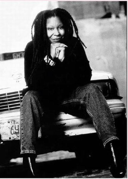  p>乌比·戈德堡(whoopi goldberg),1955年11月13日生于曼哈顿的